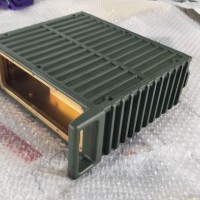 軍綠噴漆機加工殼體