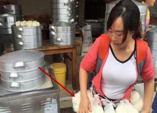 杭州女子愛心饅頭不再送，只因人們實在太貪婪！