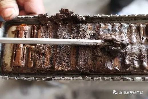 有的防凍液為什么賣(mài)的很便宜,看完這個(gè)會(huì)嚇你一跳!