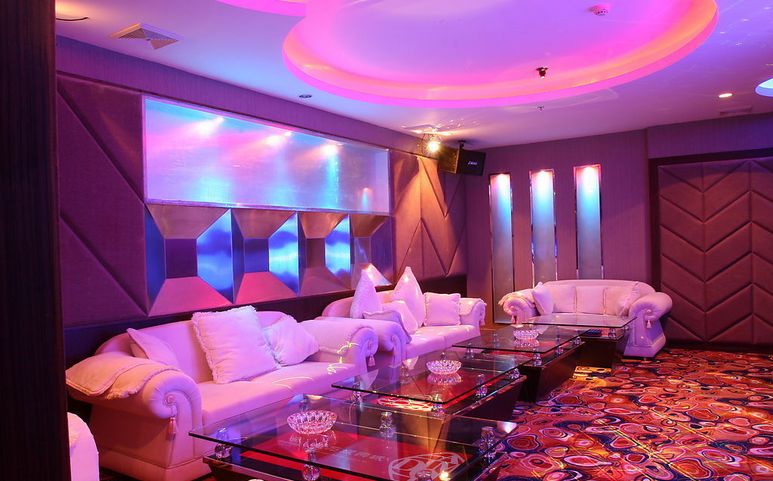 重慶ktv預(yù)訂:要玩就玩最嗨最勁爆的夜總會ktv