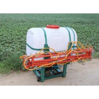 高射程大容量高效打藥機 大型拖拉機后懸掛農(nóng)藥噴霧器 怎么樣