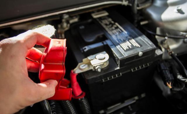 怎么判斷汽車的蓄電池是否需要更換? 怎么判斷汽車的蓄電池是否需要更換?