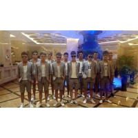 湖州哪里招聘男公關_男模直招+在奮斗中求生存_求發展