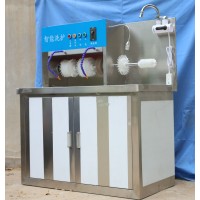 供應(yīng)半自動洗鞋機(jī)廠家 山東箱式洗鞋機(jī)廠家