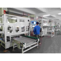 全自動(dòng)電池包膜機(jī)，電池貼膜機(jī)